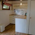 Nad Jeziorem W Karwiku