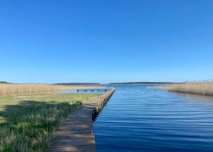 Nad Jeziorem W Karwiku Rum i privatbostad *